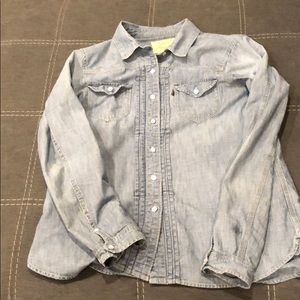 Levis Womens Chambray button down - medium